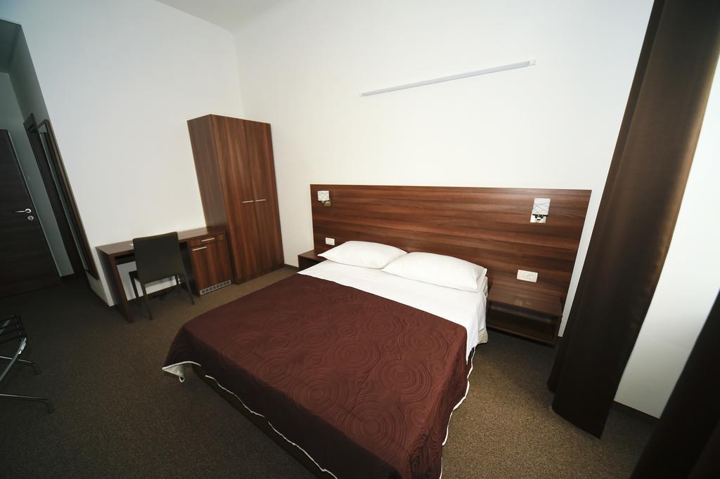 Riva Rooms Rijeka Chambre photo